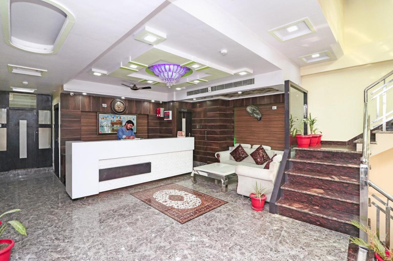 Oyo 15169 Hotel Rk Inn Lucknow Zewnętrze zdjęcie