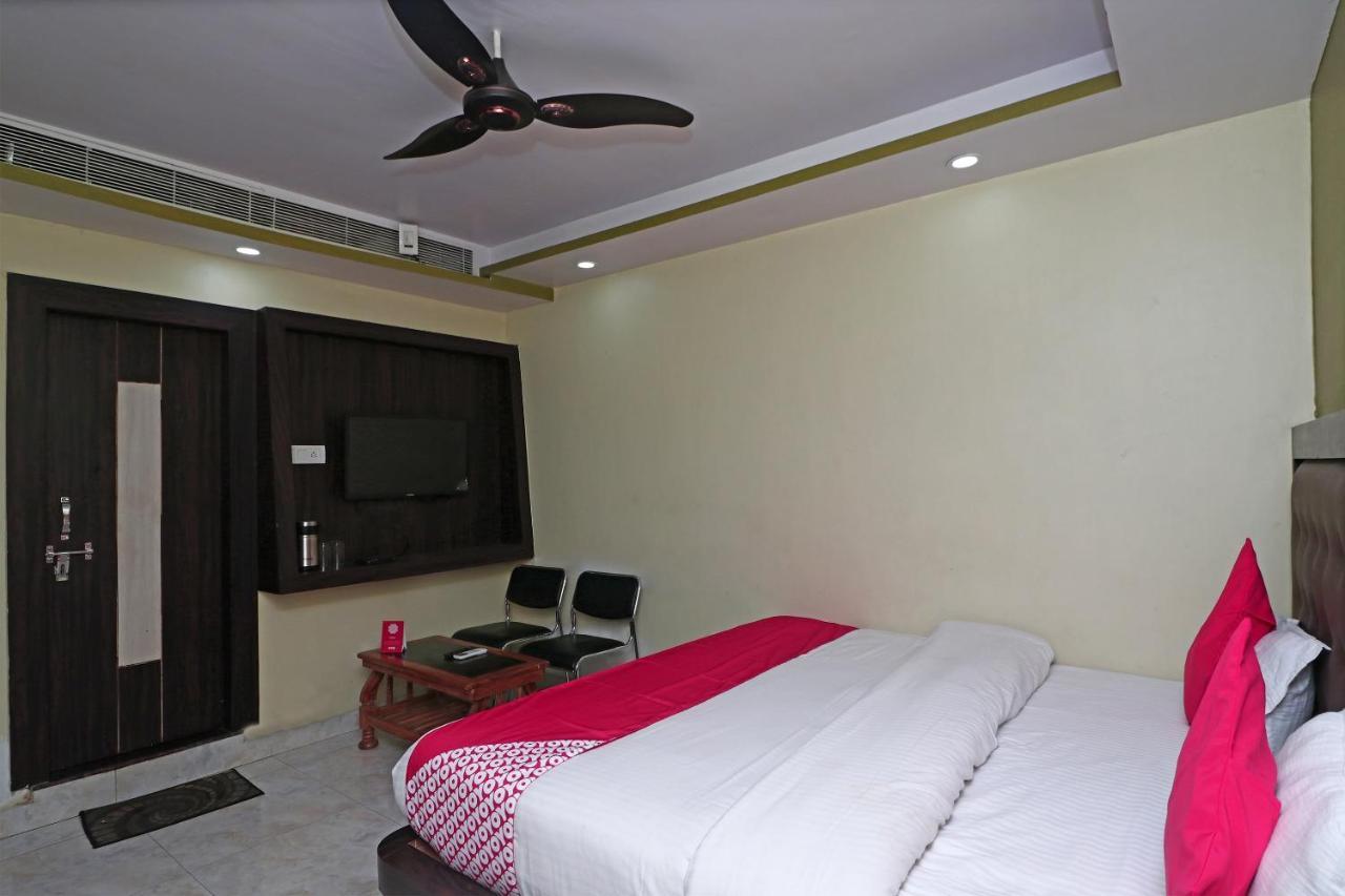 Oyo 15169 Hotel Rk Inn Lucknow Zewnętrze zdjęcie
