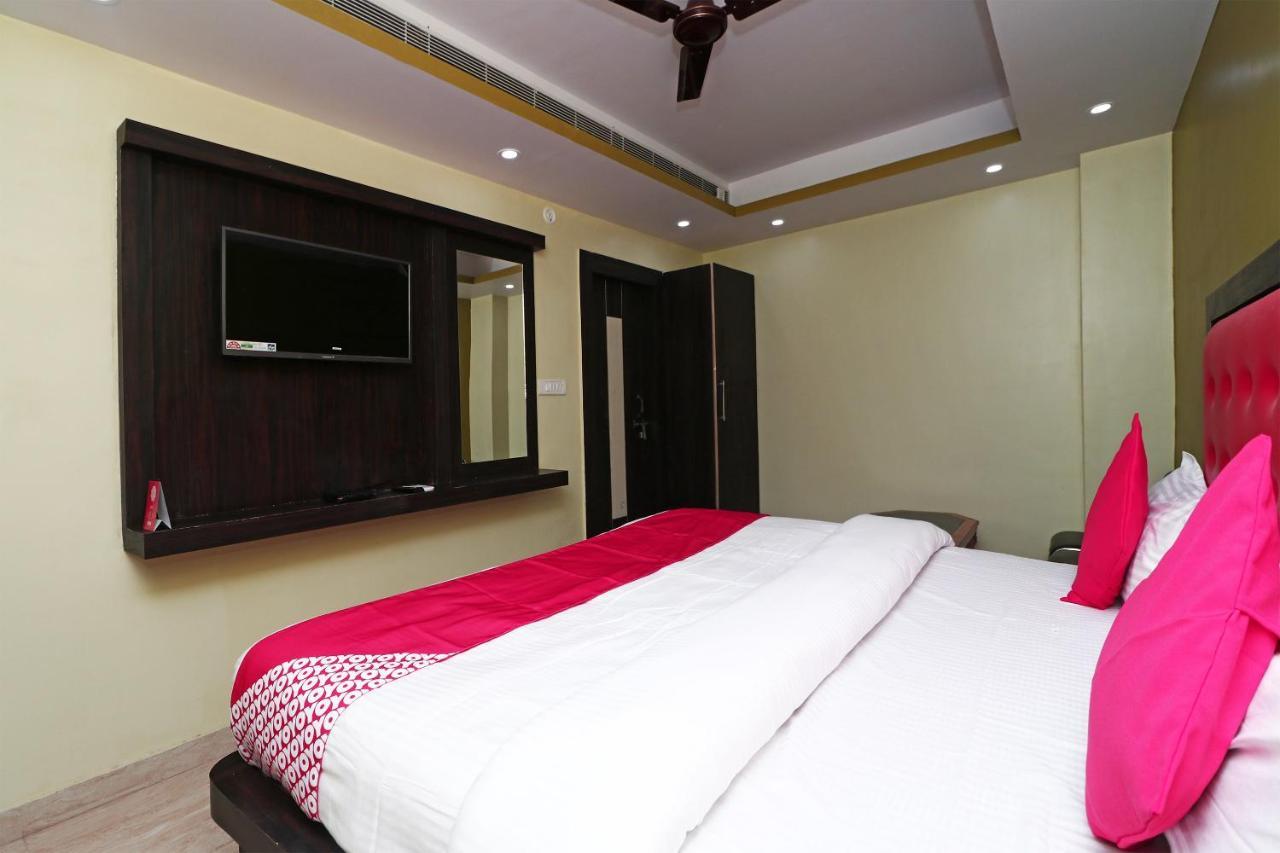 Oyo 15169 Hotel Rk Inn Lucknow Zewnętrze zdjęcie