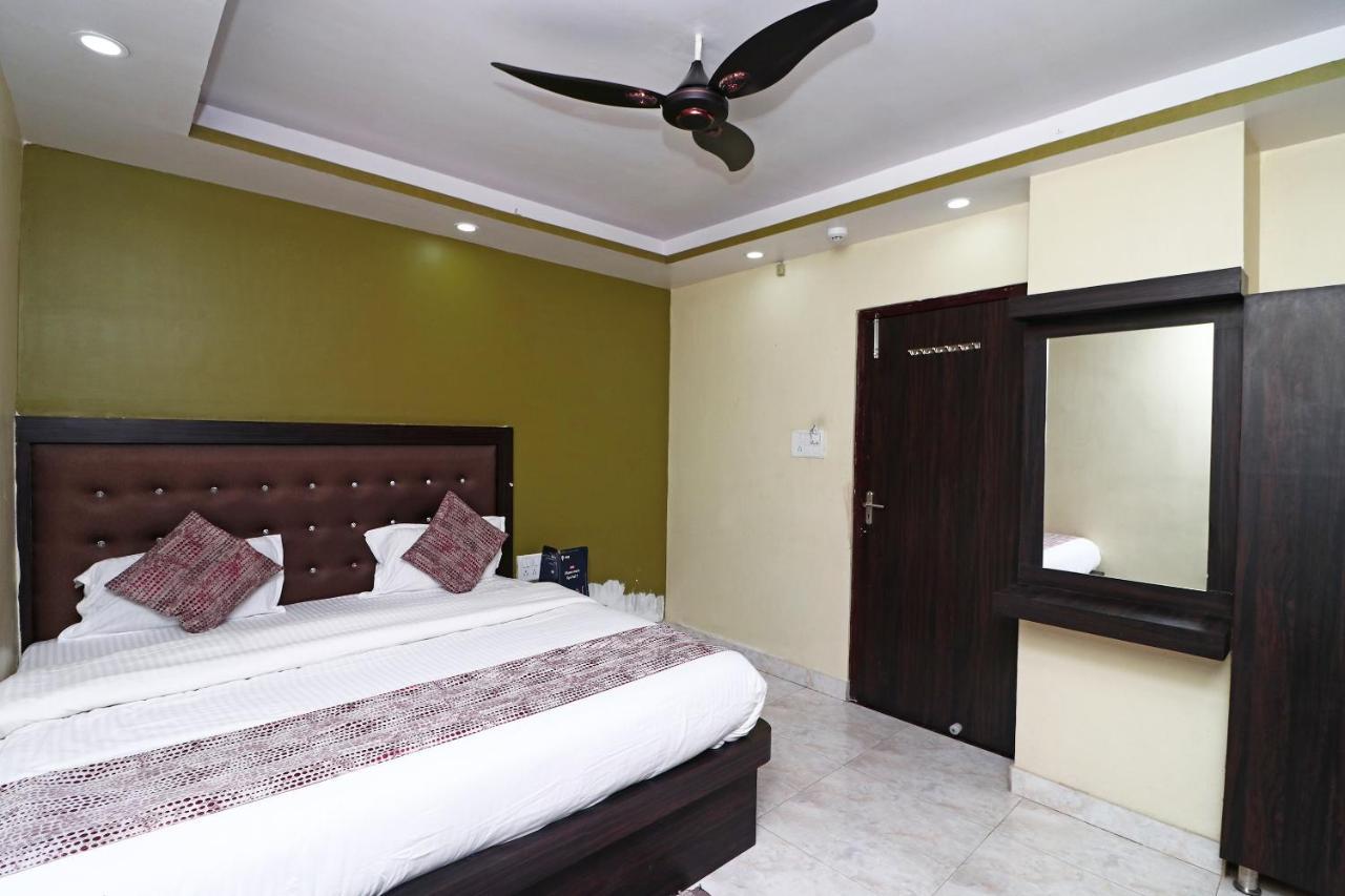 Oyo 15169 Hotel Rk Inn Lucknow Zewnętrze zdjęcie