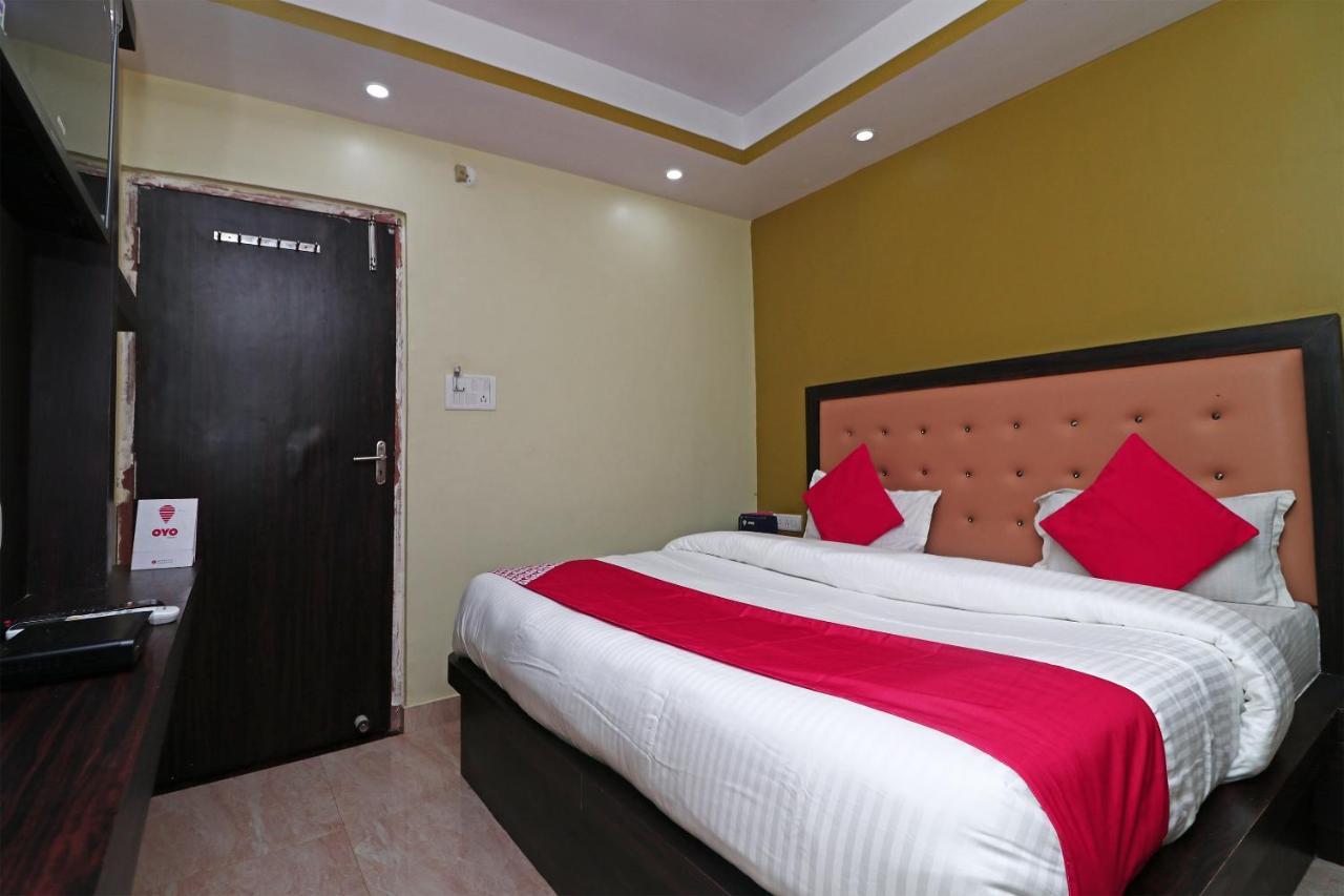 Oyo 15169 Hotel Rk Inn Lucknow Zewnętrze zdjęcie