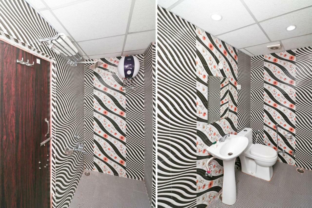 Oyo 15169 Hotel Rk Inn Lucknow Zewnętrze zdjęcie