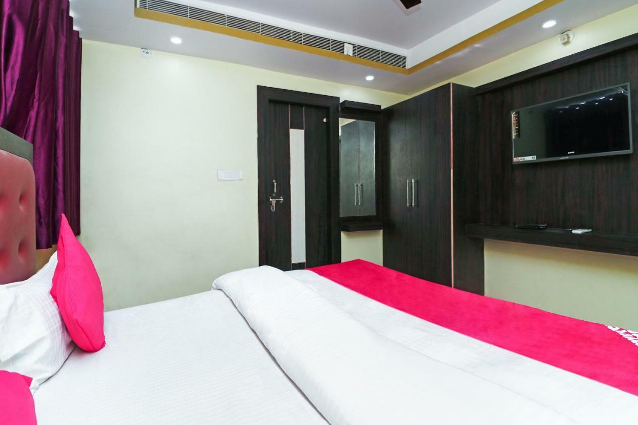 Oyo 15169 Hotel Rk Inn Lucknow Zewnętrze zdjęcie