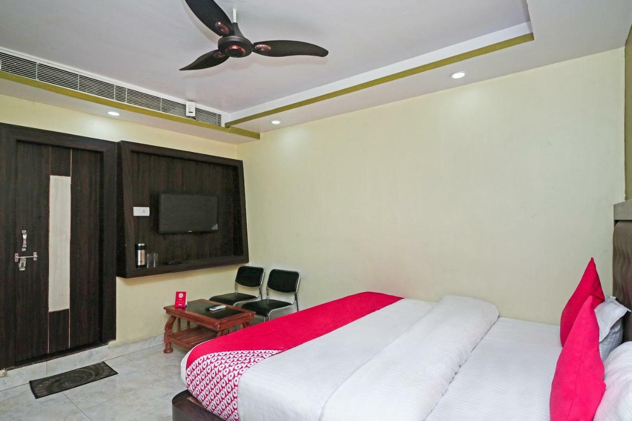 Oyo 15169 Hotel Rk Inn Lucknow Zewnętrze zdjęcie