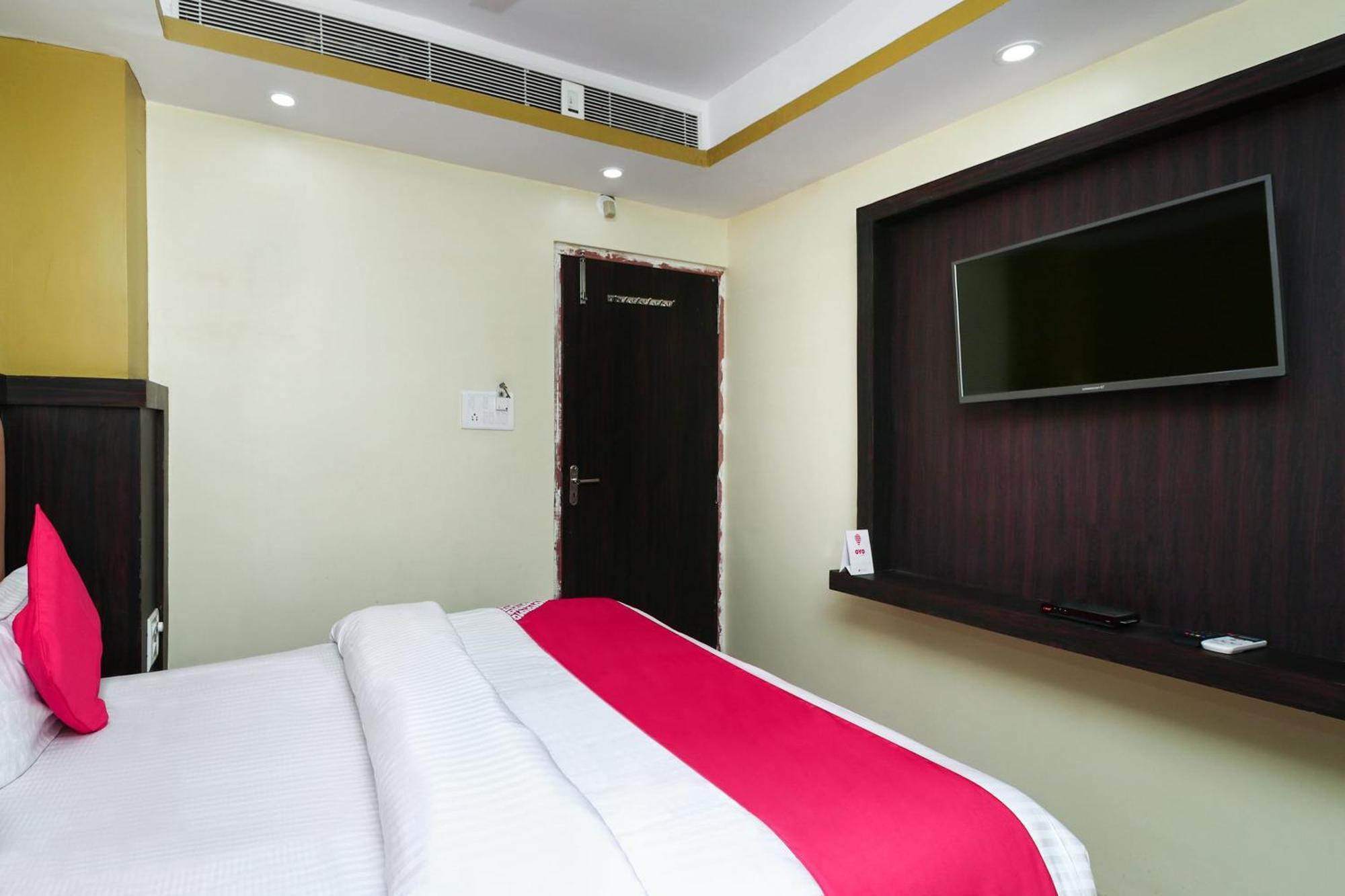 Oyo 15169 Hotel Rk Inn Lucknow Zewnętrze zdjęcie